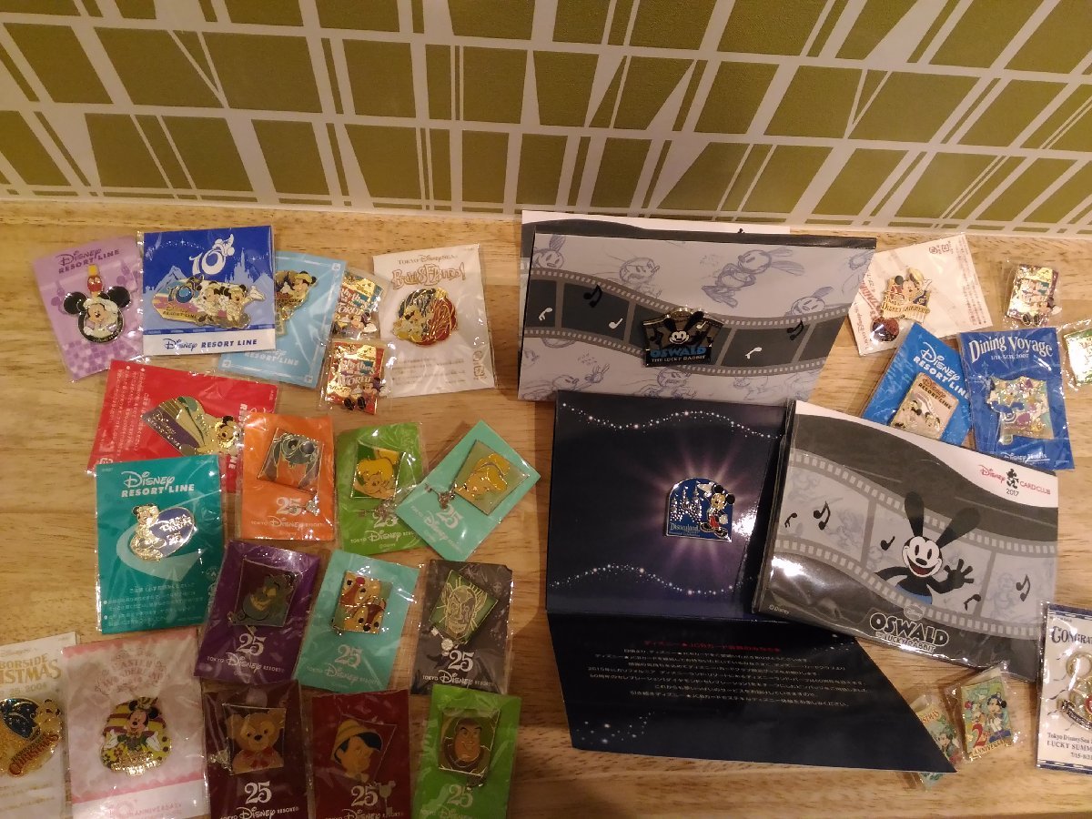 リゾートライン ピンバッジの値段と価格推移は 18件の売買情報を集計したリゾートライン ピンバッジの価格や価値の推移データを公開