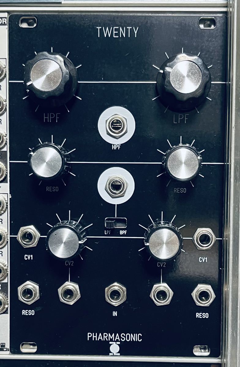 Hikari Instruments Triple AD 3チャンネル エンベロープ ループ機能