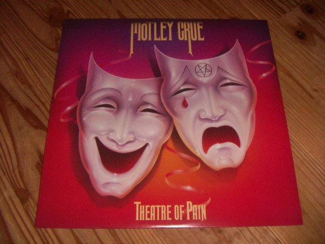 新品 LP：MOTLEY CRUE THEATRE OF PAIN モトリー クルー シアター オブ ペイン(一般)｜売買されたオークション情報、yahooの商品情報をアーカイブ公開 - オークファン 一般