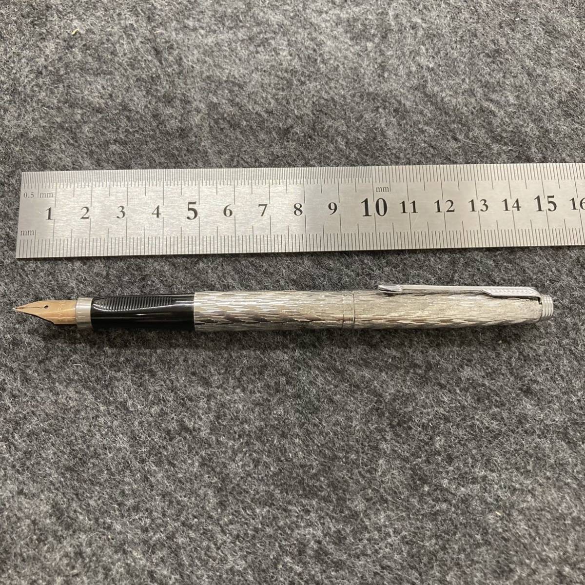PE244□PARKER パーカー 万年筆 ペン先 14K シルバーカラー 金属ボディ