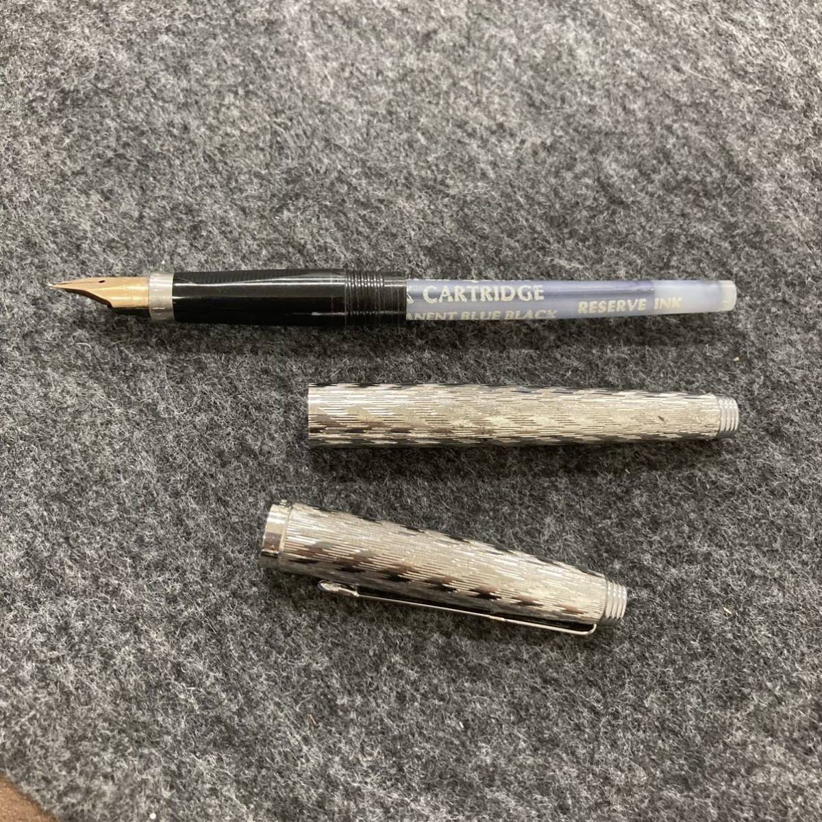 PE244□PARKER パーカー 万年筆 ペン先 14K シルバーカラー 金属ボディ