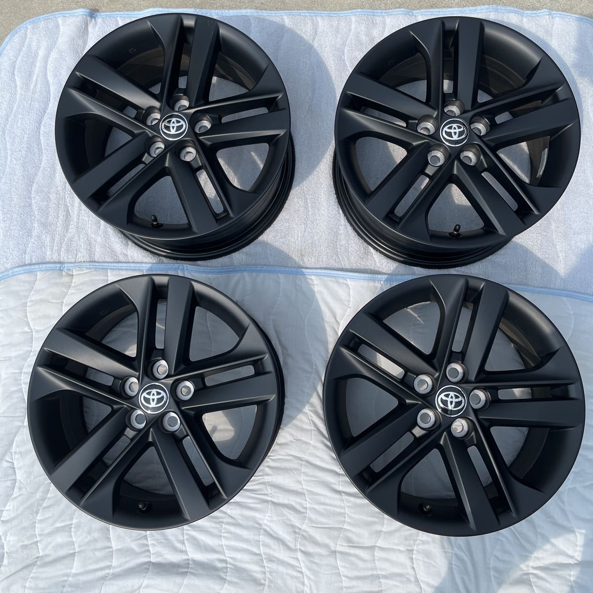 16インチ PCD100 5穴 7J 純正ホイール カローラスポーツ特別仕様車 