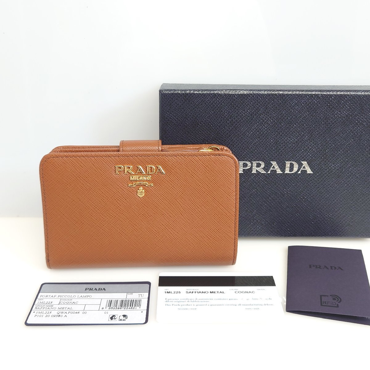 86】美品 PRADA プラダ 1ML225 二つ折り財布 サフィアーノ レザー L字 