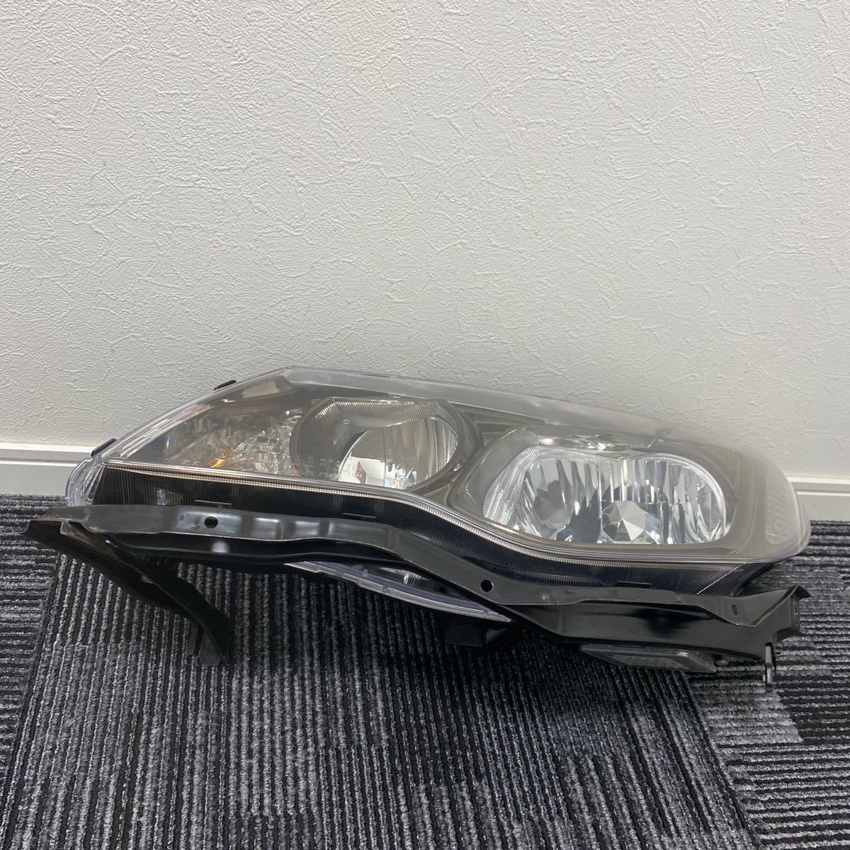 中古 美品 ホンダ FD1 FD2 FD3 シビック 純正 左 助手席 HID ヘッド