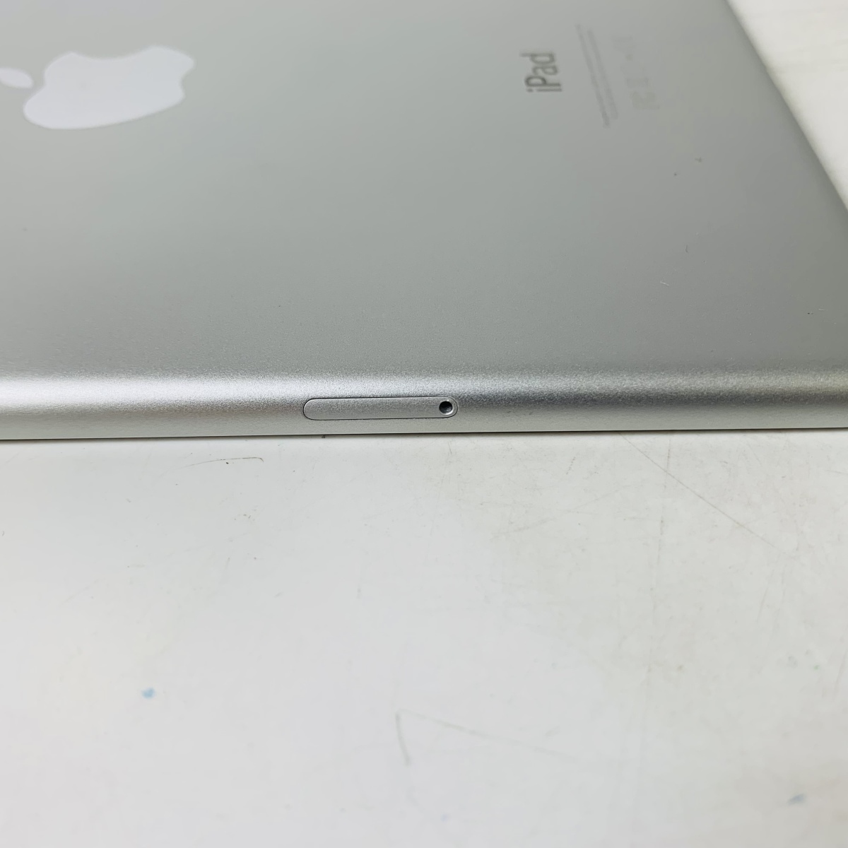 iPad mini 0 docomo Apple Wi-Fi+Cellular 32GB mini4 Wi-Fi Cellular 16GB 64GB SIMフリー - (MK702J⁄A) ムスビー｜☆激安