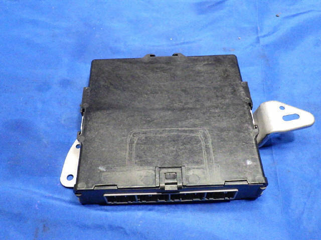 R1年 シエンタ NHP170G ハイブリッドコンピューター 8775km 89981