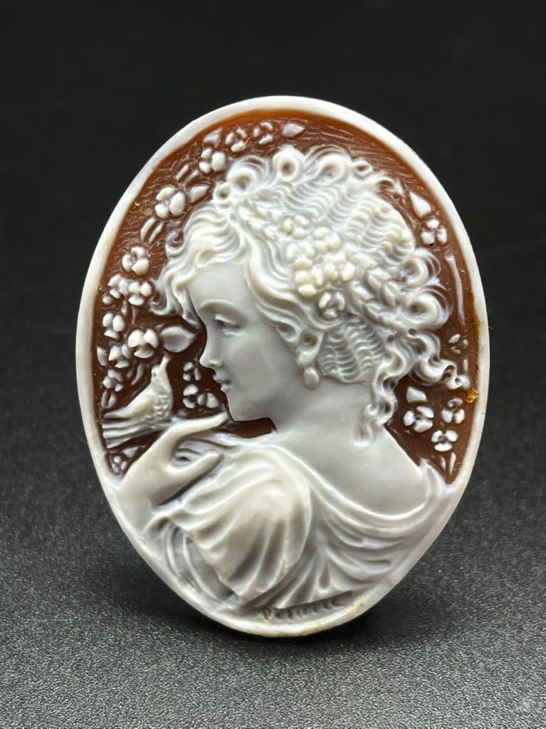 □シェルカメオ16.4g□82ct 60.7×59.9mm ルース 彫刻 貴婦人 作家物