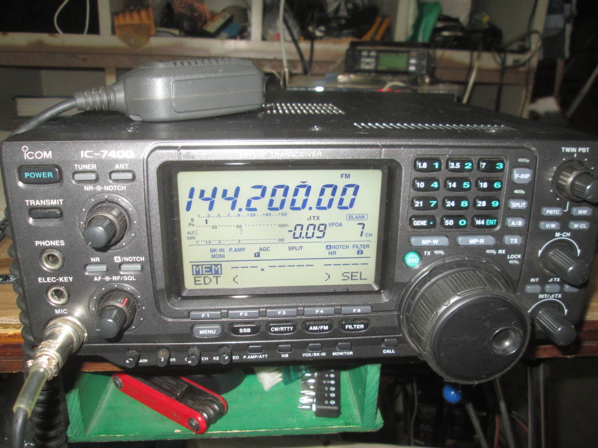 アイコム HF/50/144Mhz トランシーバーIC-7400 30K～60Mhzゼネカバ