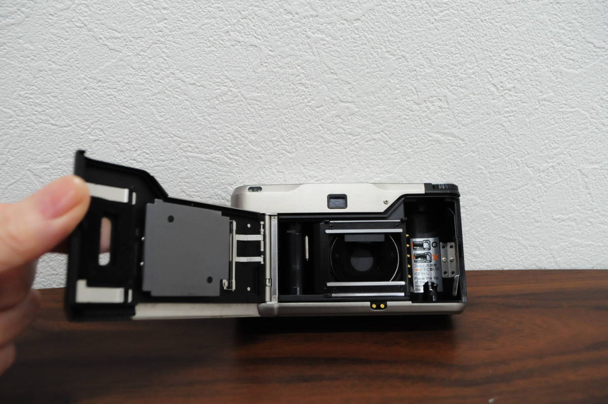 □希少・中古品□ Contax T2 コンタックス ☆コンパクトフィルムカメラ