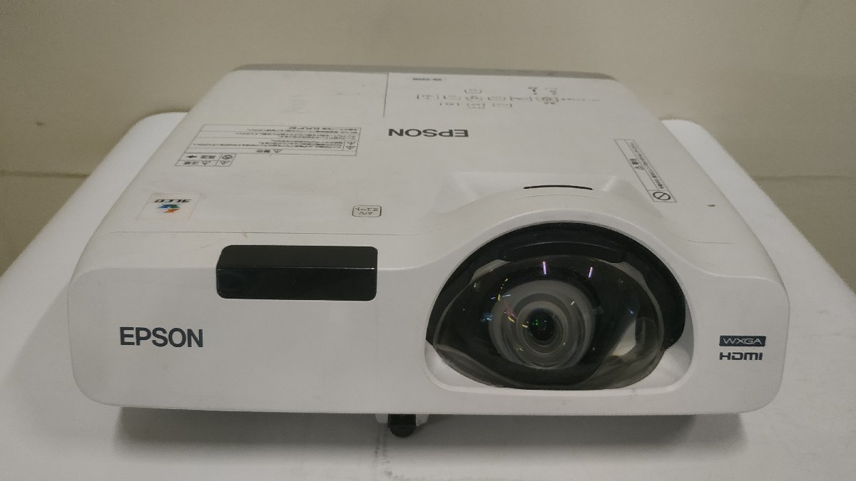 埼玉発】※ジャンク品※【EPSON】 プロジェクター EB-535W ランプ使用
