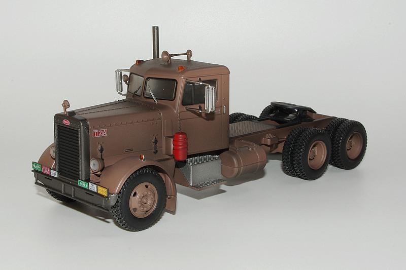新品未開封】1/43 Altaya Peterbilt 281 (1957) DUEL ピータービルト