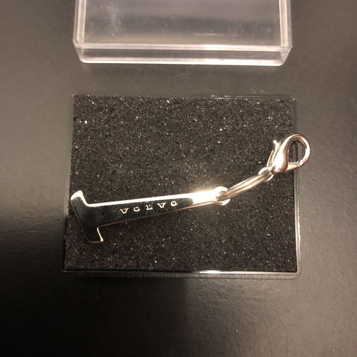 2個セット VOLVO /ボルボ オリジナル キーホルダー イカリ チャーム 