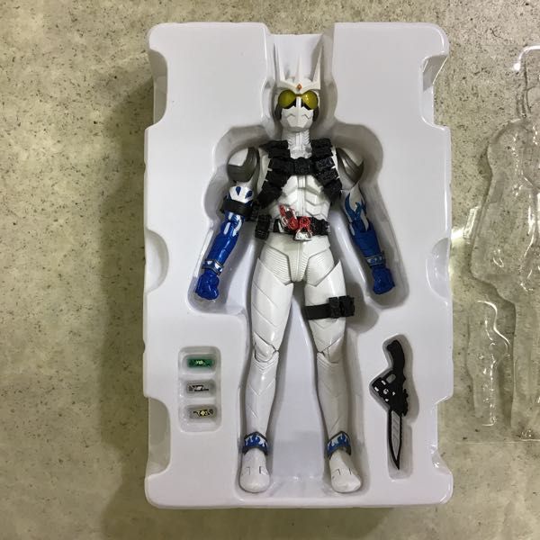 1円～ バンダイ S.H.Figuarts 真骨彫製法 仮面ライダーW FOREVER AtoZ  
