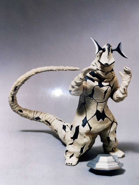 ボークス Jr ウルトラ エレキング タイプ2 レジンキット 未組立 検索用