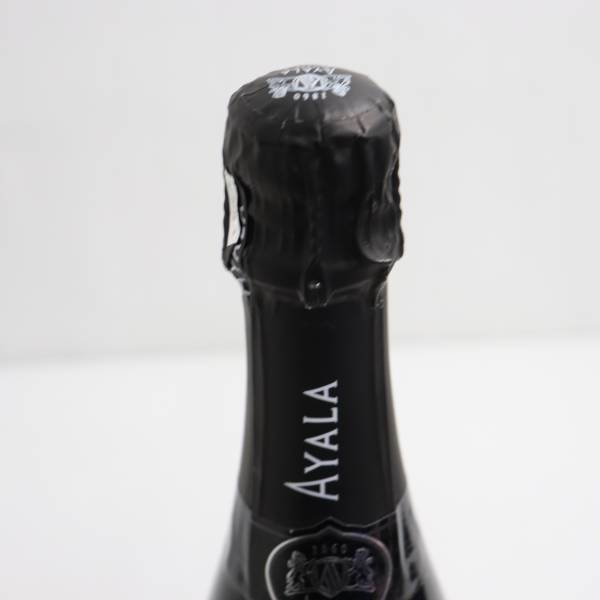 サントリー　角　2.7L ３本 AYALA (アヤラ) ブリュット マジュール 12％ 750ml G22H310084 AYALA