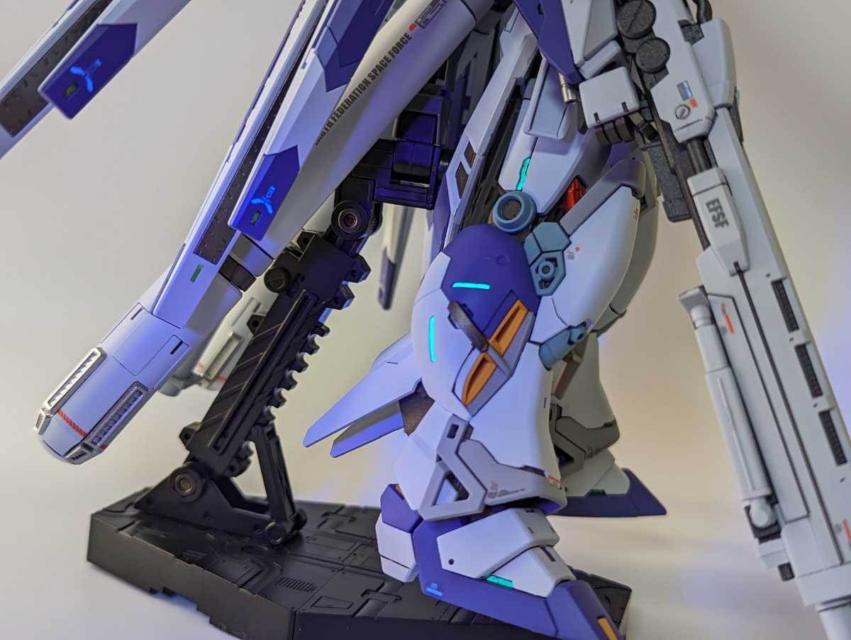 完成品 塗装改修済 バンダイ RG1/144 Hi-vガンダム ハイパーメガライフ