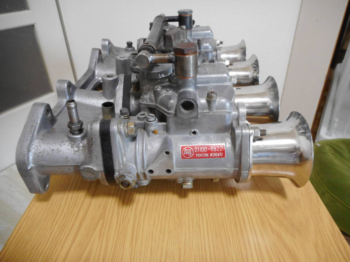 送料込み】MIKUNI SOLEX40PHH トヨタ純正キャブレター ミクニ