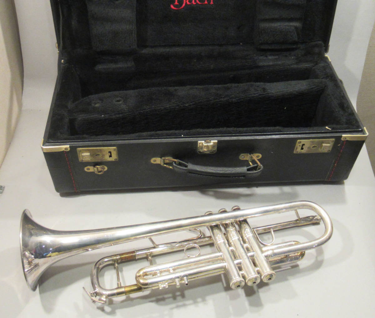 Vincent Bach Stradivarius Model.37 トランペット ヴィンセント 