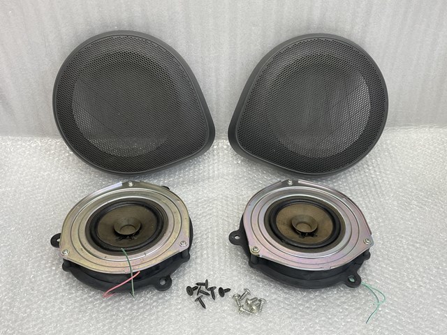 送料無料，大得価 純正 ドア スピーカー カバー ハイゼット バン S321V S320V サンバー S331B(その他)｜売買されたオークション情報、yahooの商品情報をアーカイブ公開 - オークファン その他