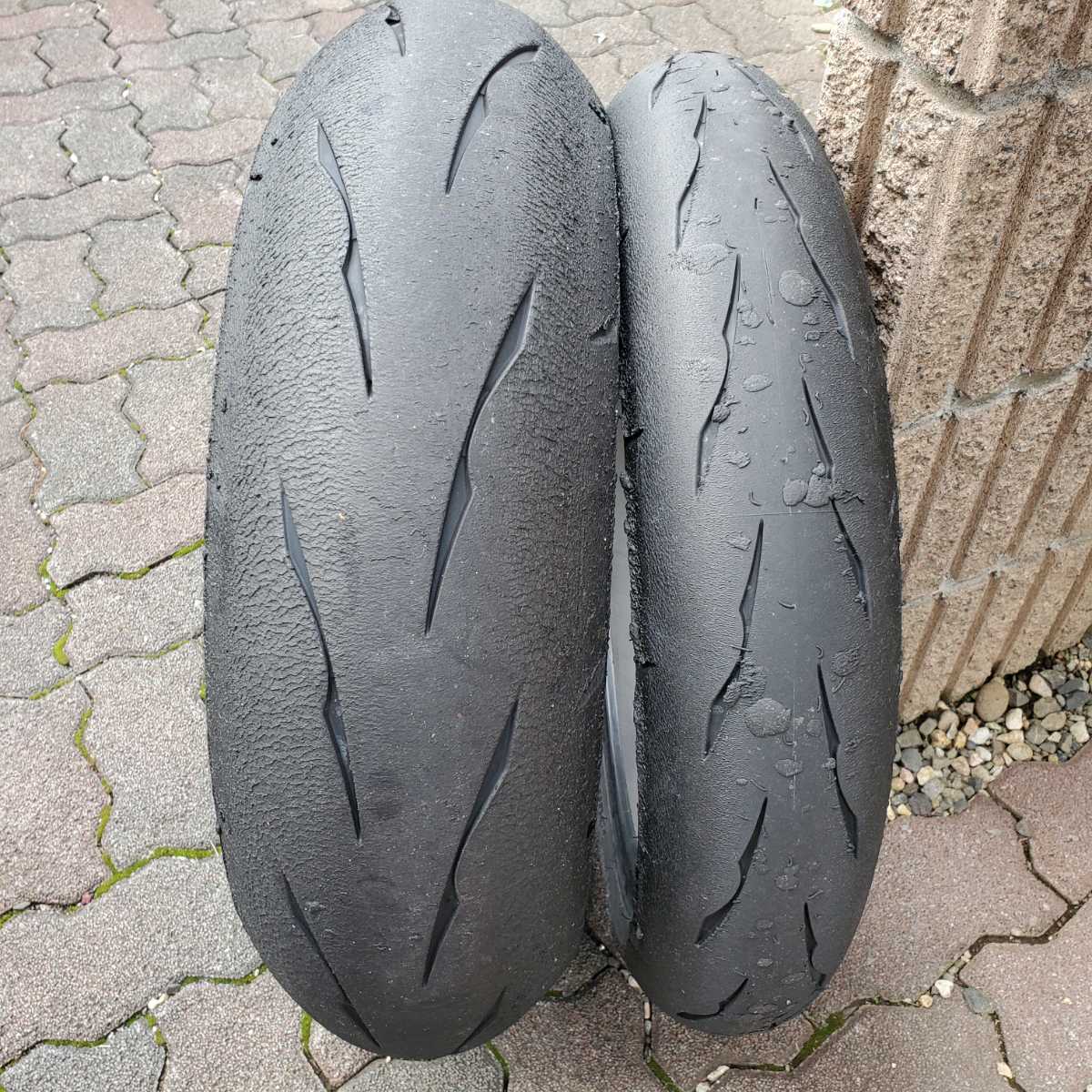 ブリヂストン BS BRIDGESTONE BATTLAX RACING ST600 R11 120/600R17 