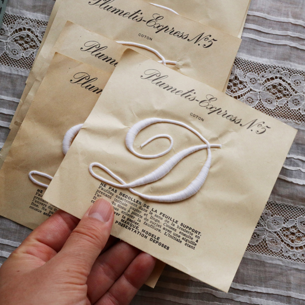 372】6枚！フランス アンティーク イニシャル D 刺繍 シート Plumetis