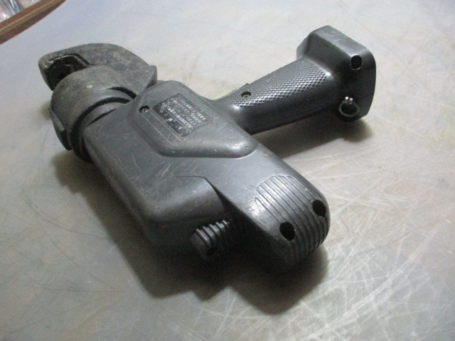 IZUMI 泉精器 イズミ 充電式圧着工具 REC-120A 泉精器製作所 12V対応 充電工具 電動油圧 マクセルイズミ 電動油圧式 REC-120 ダイス多数付属 ○泉精器／IZUMI 電動油圧式圧縮工具 REC-150EM1川崎店