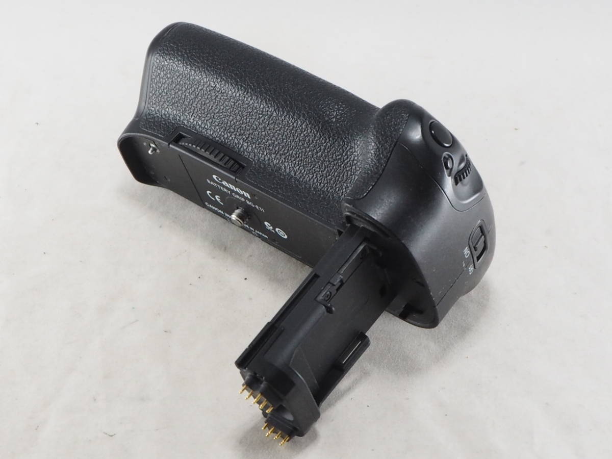 ★良品★ キャノン CANON BG-E11 バッテリーグリップ Battery Grip【EOS 5D MarkⅢ/5Ds/5DsR用】　　0521#0051 #ms355 BG-E11 Canon バッテリーグリップ ☆極上美品☆ ＃2241 中古：AB(良品