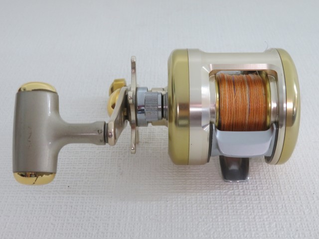 □Daiwa 100FL ベイトリール Millionaire CV-Z ダイワ ミリオネア