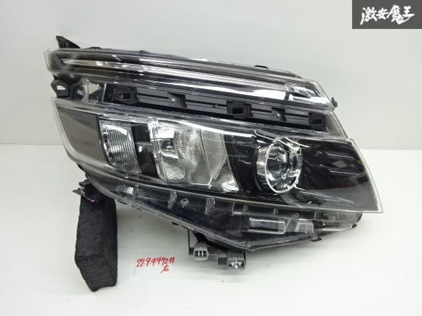  トヨタ 純正 ZRR80 80系 ヴォクシー 前期 LED ヘッドライト ランプ 右側 右 運転席側 ICHIKOH 28-229 点灯OK レンズ割れ無し 即納 棚26-1(ヘッドライト)｜売買されたオークション情報、yahooの商品情報 トヨタ用