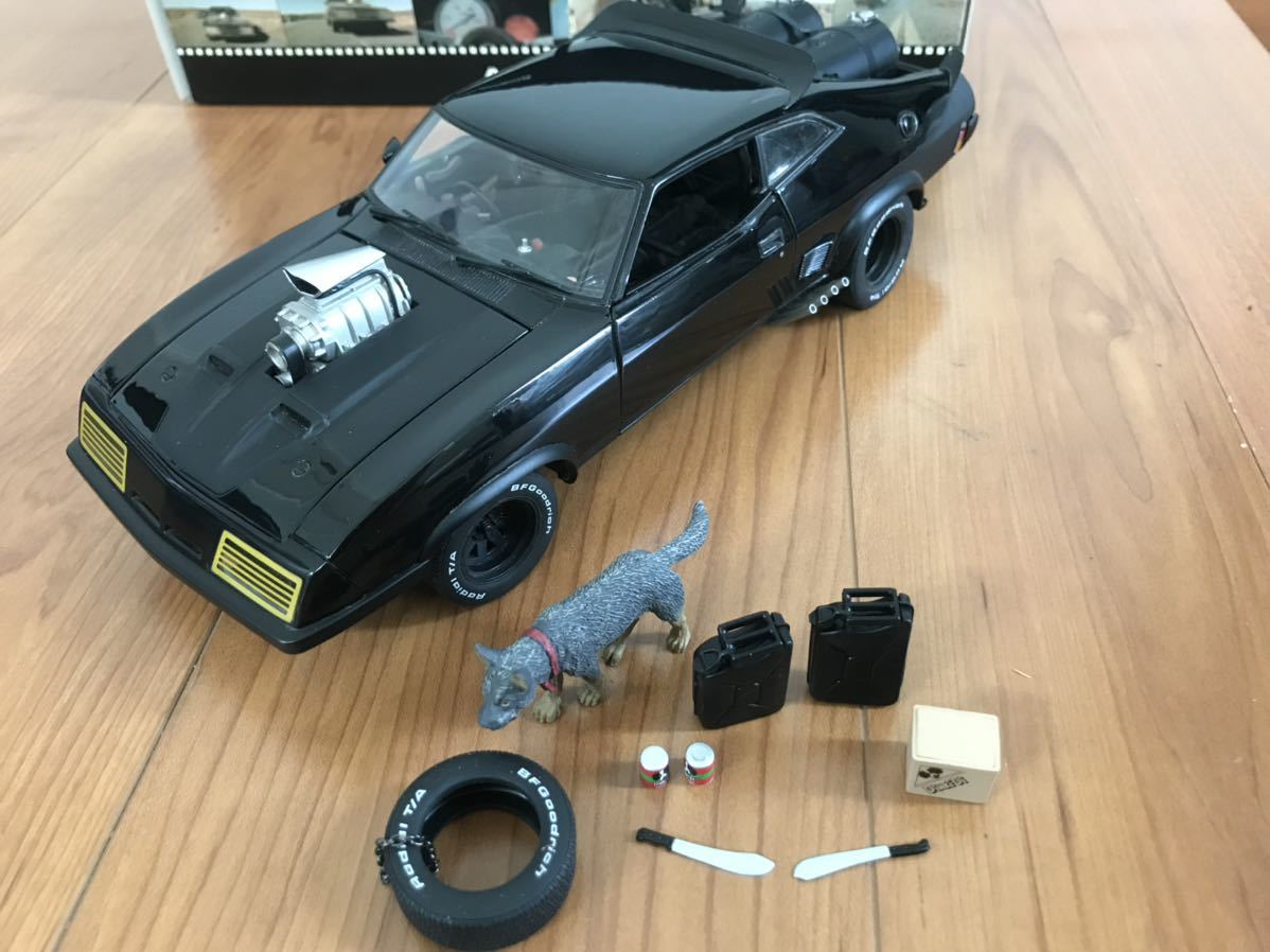 マッドマックス2 インターセプター オートアート1/18 オートアート Autoart MAD MAX2 THE ROAD WARRIOR INTERCEPTOR マッド