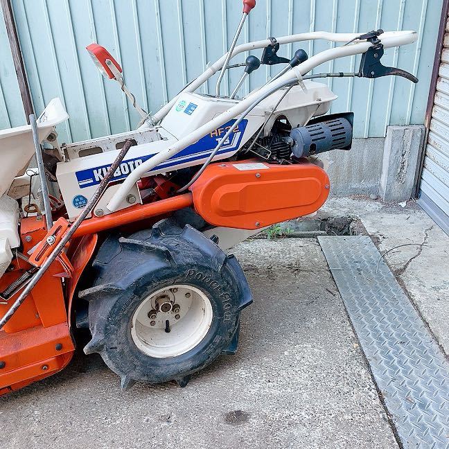☆動作品☆ Kubota クボタ HF32 バインダー 稲刈り 農機具 刈取機 結束