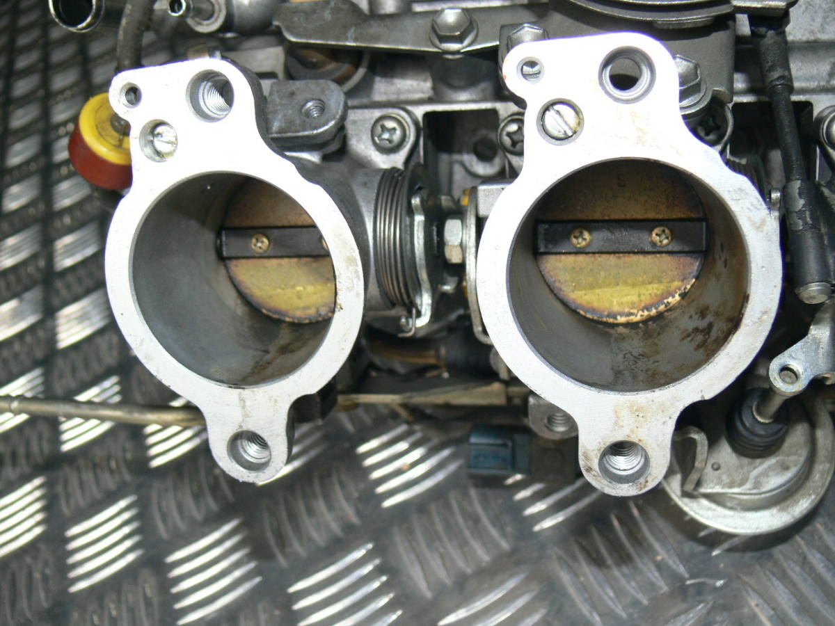 AE111 4連スロットル 純正 4AG AE101 AE86 4AG-EU TOYOTA トヨタ