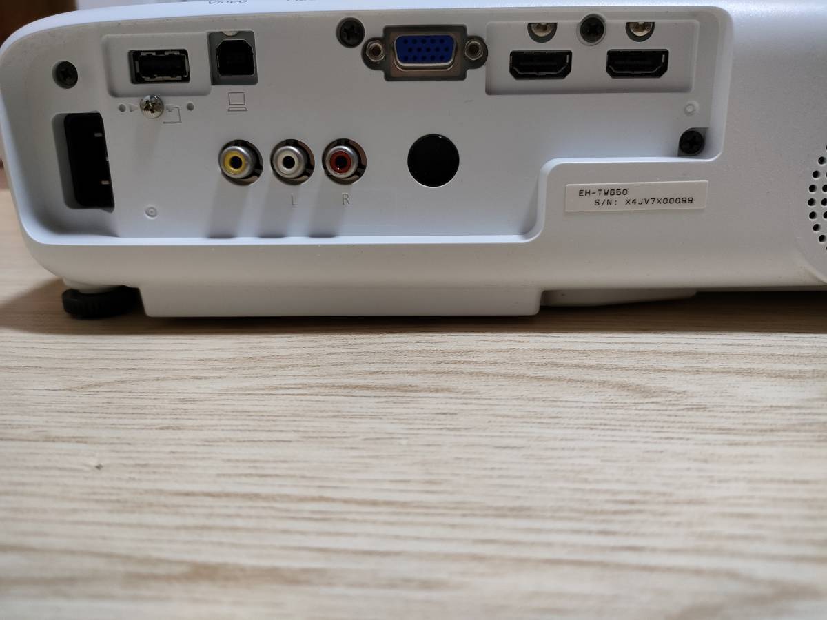 EH-TW650 エプソン 中古 EH-TW650 プロジェクター ⁄ 公式通販 状態良好