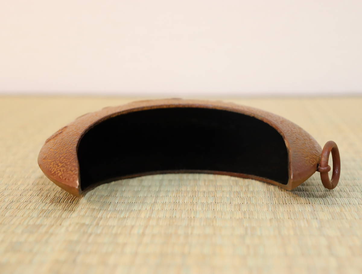 南部鉄器 猿手付 三日月型 吊り下げ花器/花入れ/花生 松竹梅/ススキ 