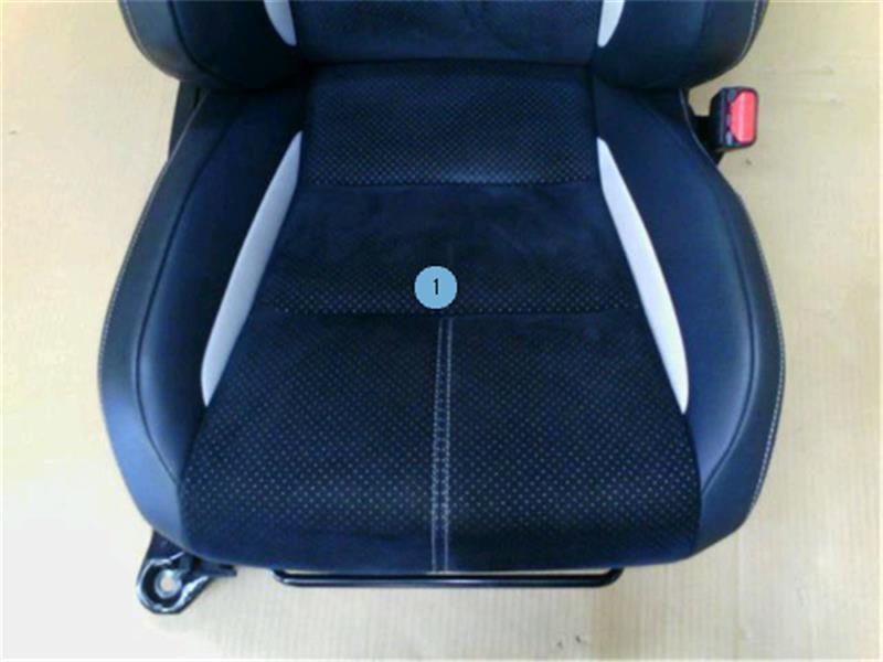 アクア NHP10 純正 トヨタ 助手席 》 助手席シート P70700-24010136 