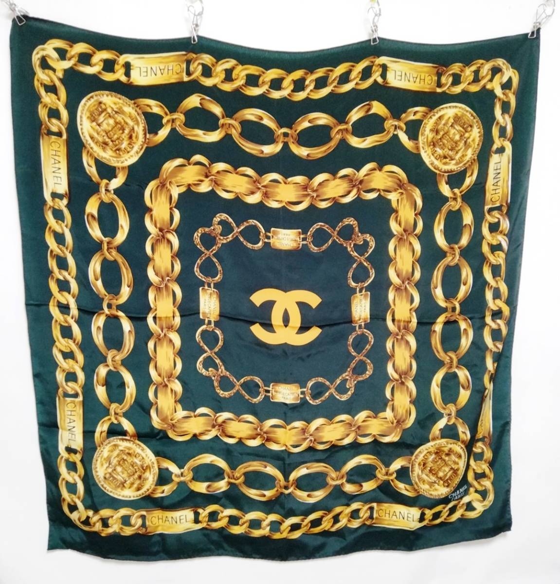 CHANEL シャネルシルクスカーフ COCOマーク チャーム柄 ヴィンテージ