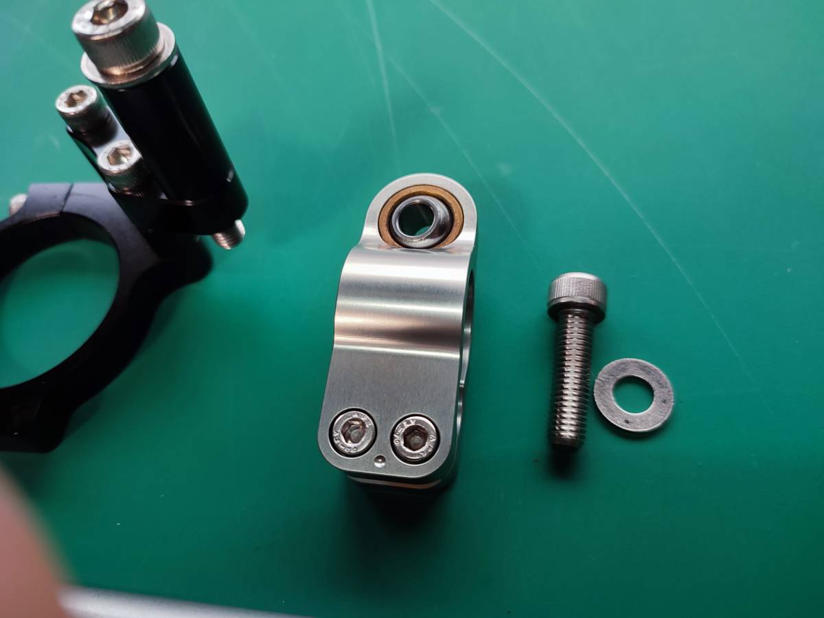 Ninja H2SX用 OHLINS ステアリングダンパーSD001とウッドストック 