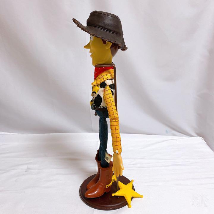 トイストーリー ライフサイズレプリカ ラウンドアップ ウッディ ヤング