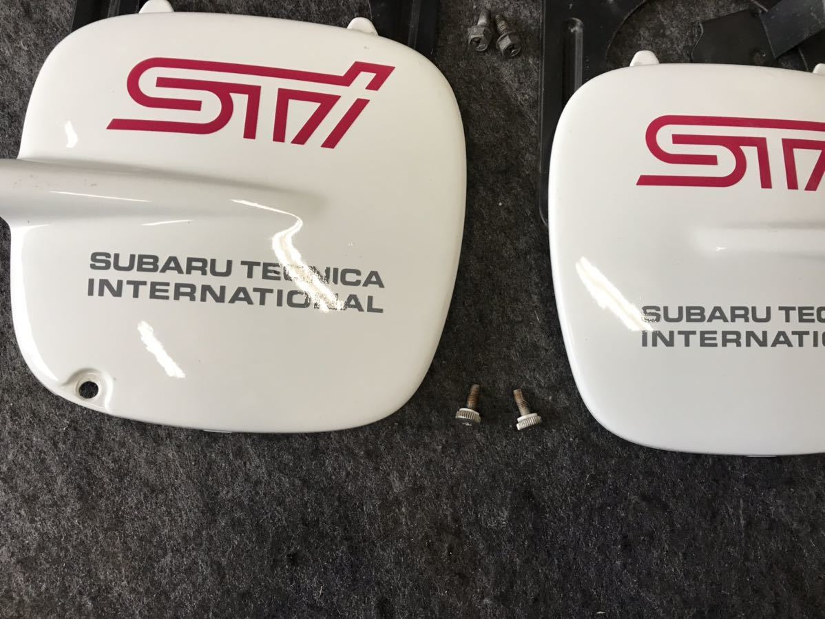 GC8インプレッサWRX stiバージョン5 フォグカバー 左右セット ステー