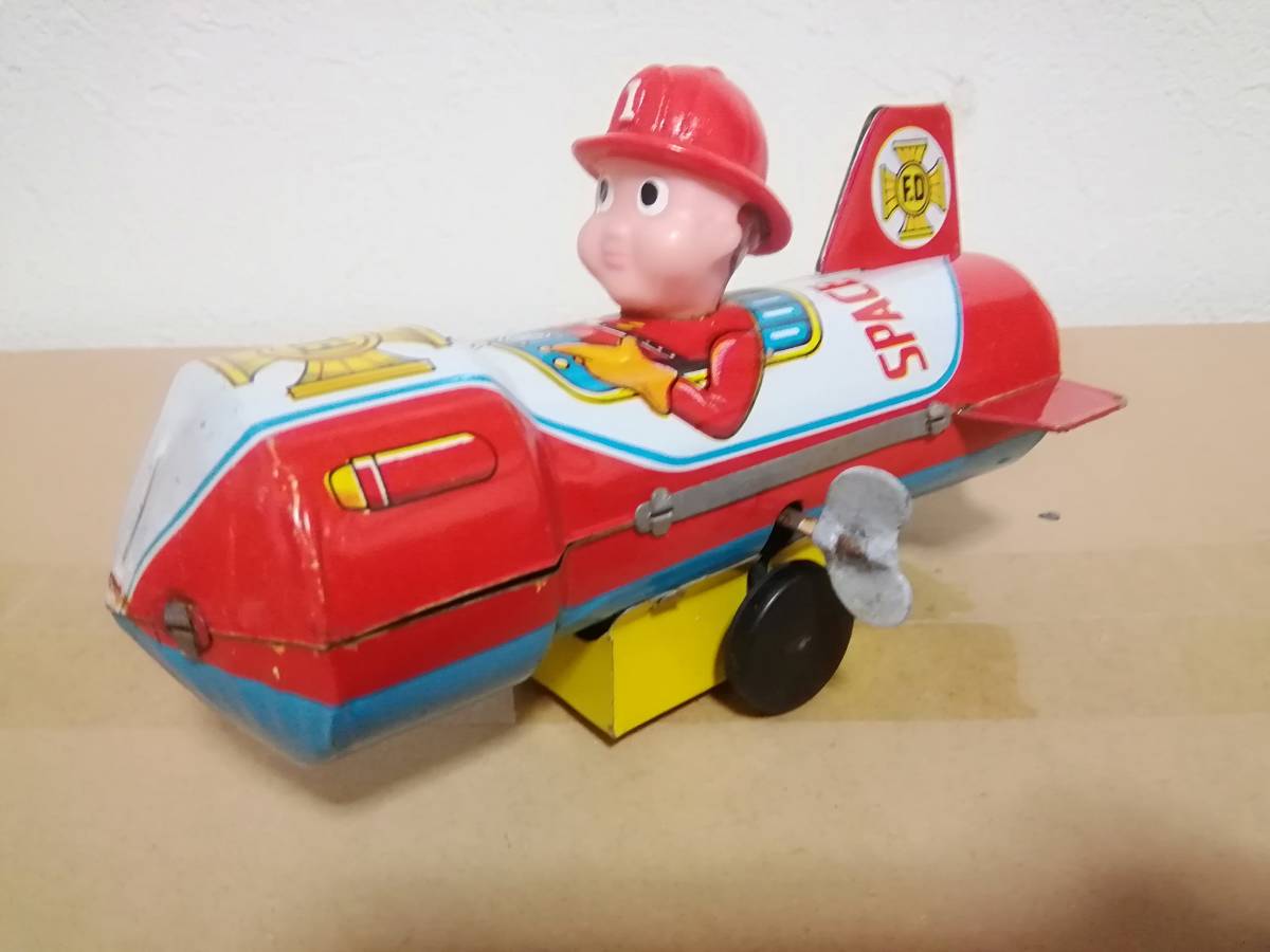 ブリキ自動車 ブリキ ☆1966年米澤玩具ヨネザワ初代トヨタカローラ1100