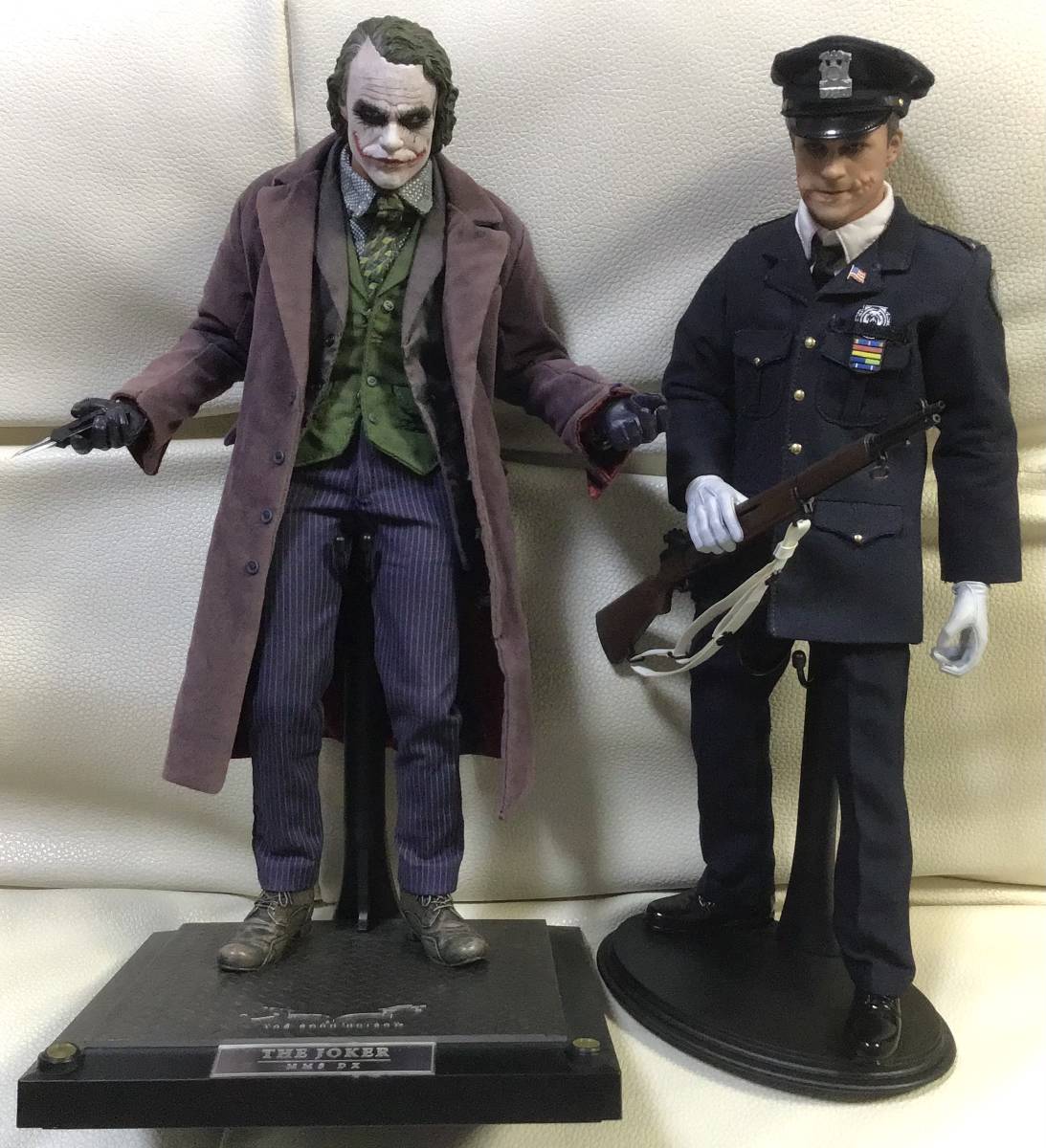 HOTTOYS ムービーマスターピース DX01 まくれる ダークナイト ジョーカー