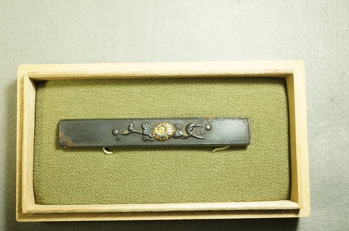 傳後藤 小柄袋 菊図金象嵌(鍔、刀装具)｜売買されたオークション