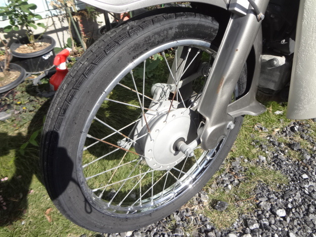 ベース車　スーパーカブ50カスタム　FI　AA01型　2008年モデル　低走行　実働　書付き　現状販売　静岡市清水区から スーパーカブ50 AA01 ホンダ 販売車両紹介ホンダ 2005年式 美車！エンジン好調、セル付き！スーパーカブ50カスタム