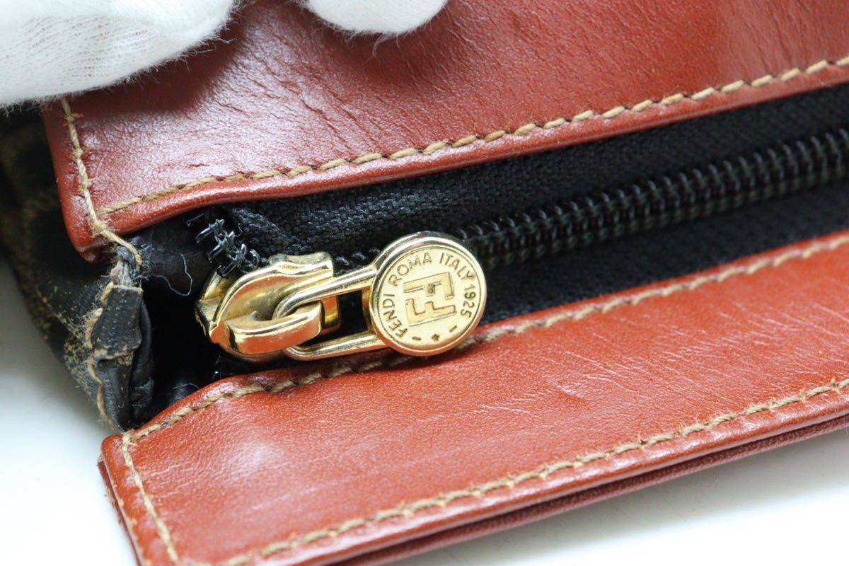 美品/フェンディ/FENDI/ズッカ柄/セカンドバッグ/クラッチバッグ 