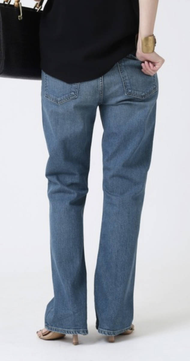 新品　未使用　CITIZENS OF HUMANITY/シチズンズ オブ ヒューマニティー　RELAXED ブーツカット　ブルー of CITIZENS HUMANITY citizens HUMANITY&frasl;シチズンズ・オブ・ヒューマニティ 美品