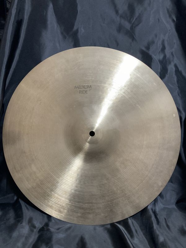 Zildjian A Medium Ride 0 Cymbal - Vintage Logo HEAVY Used メルカリ 
