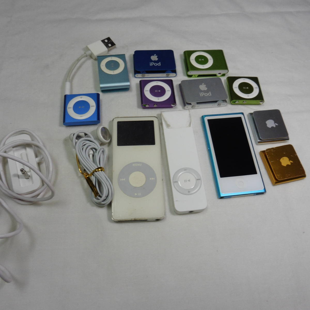 Apple iPodなど12個 動作未確認 iPod Apple - 第五世代 付属品込み 携帯