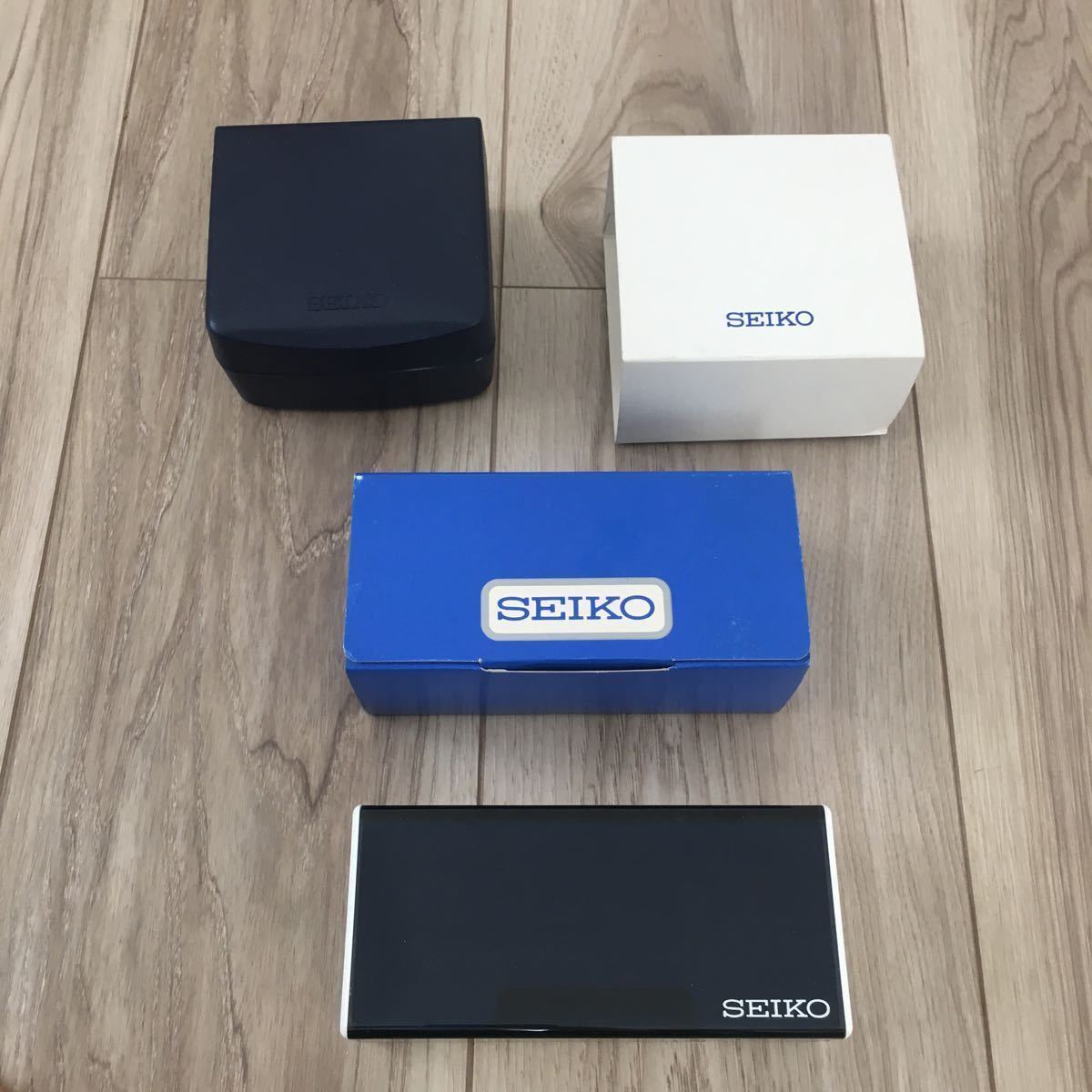 人気SALE，正規品 時計店在庫品 品 SEIKO セイコー 腕時計 空箱 プラスチックケースと外紙箱 年代物 007(箱、保証書、付属品)｜売買されたオークション情報、yahooの商品情報をアーカイブ公開 - オークファン 箱、保証書、付属品