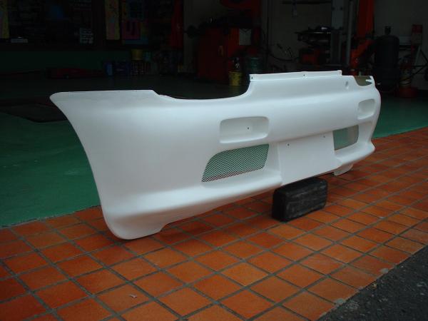 【大得価,100%新品】 カプチーノ アスレーシング製 リアバンパー(2)FRP製白ゲル仕上げ・未塗装品