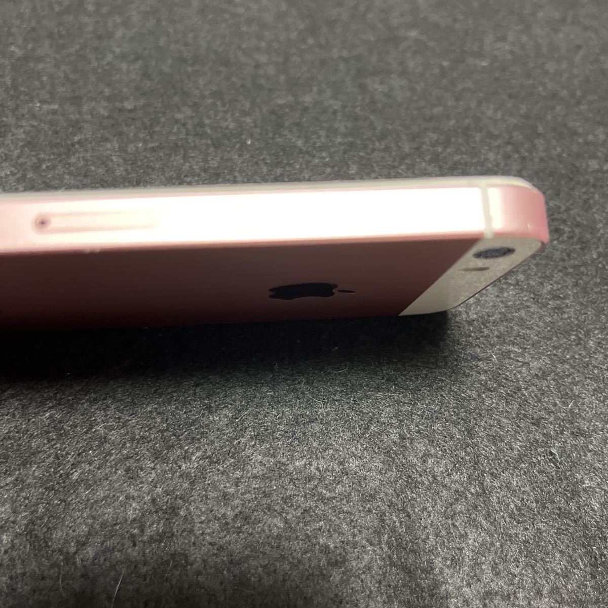 送料無料】バッテリー容量100%！！iPhone SE 64GB 初代 第一世代